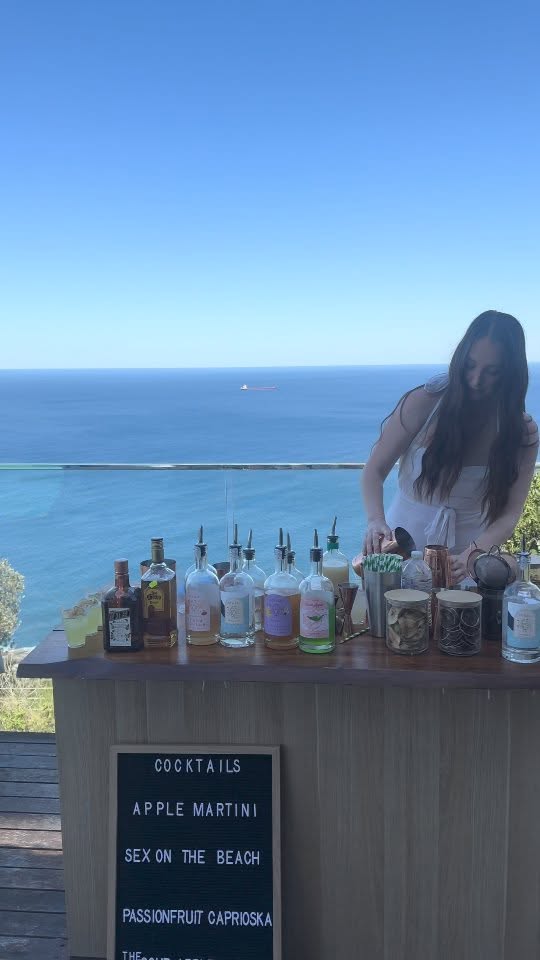 A mobile bar high above the ocean